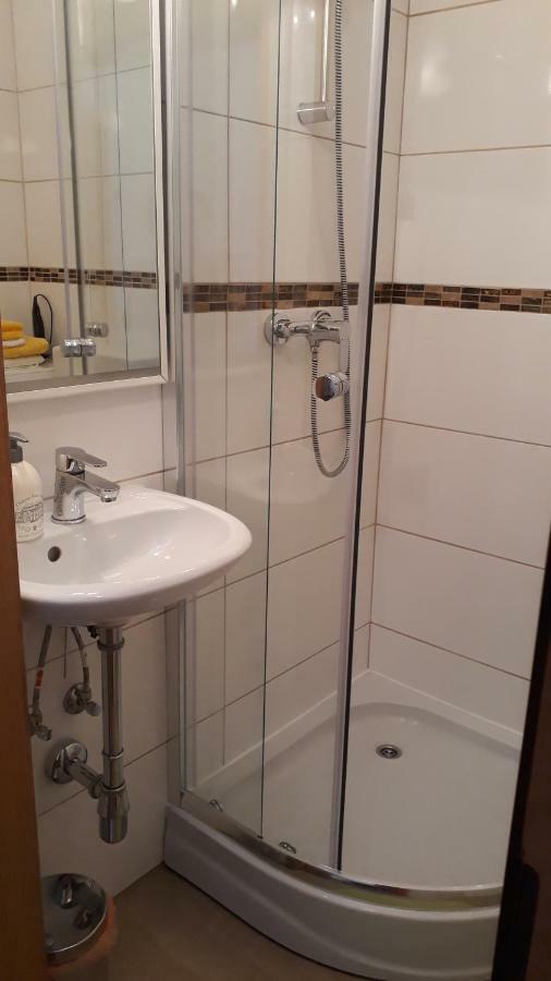 Haus Sonja Apartment Faak am See Ngoại thất bức ảnh